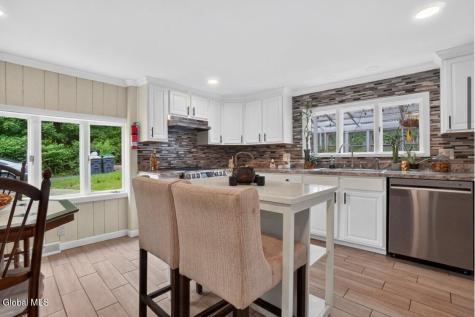 458 Central Avenue Schenectady NY 12304