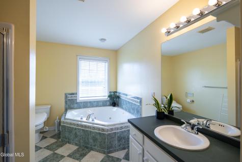 26 Mallard Drive Rexford NY 12148