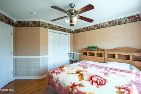 26 Mallard Drive Rexford NY 12148