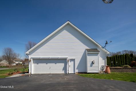 26 Mallard Drive Rexford NY 12148