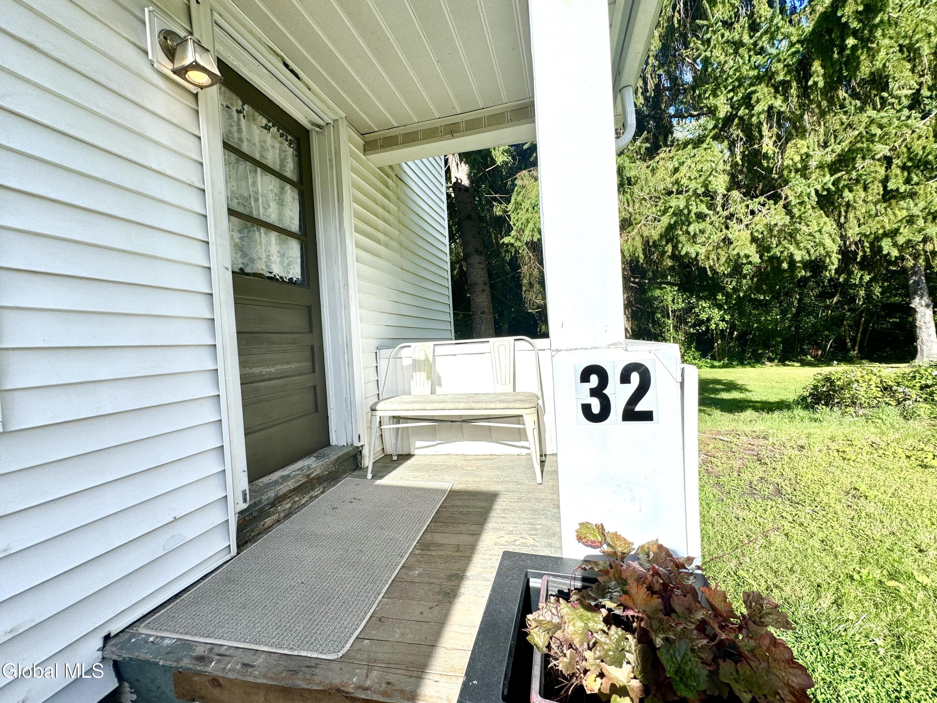 32 S Chase Street Johnstown NY 12095