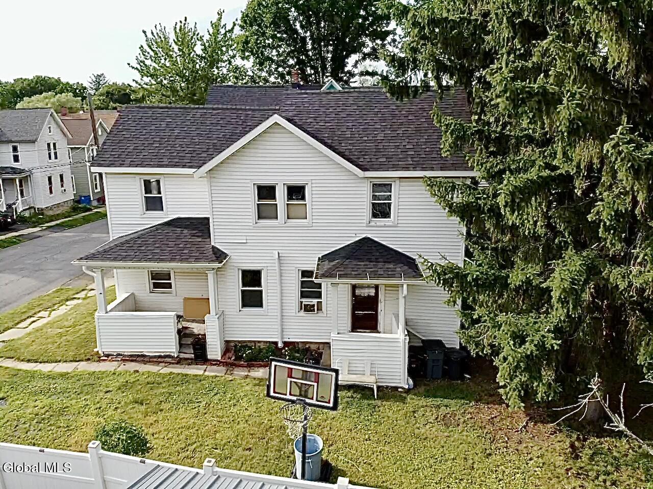 32 S Chase Street Johnstown NY 12095