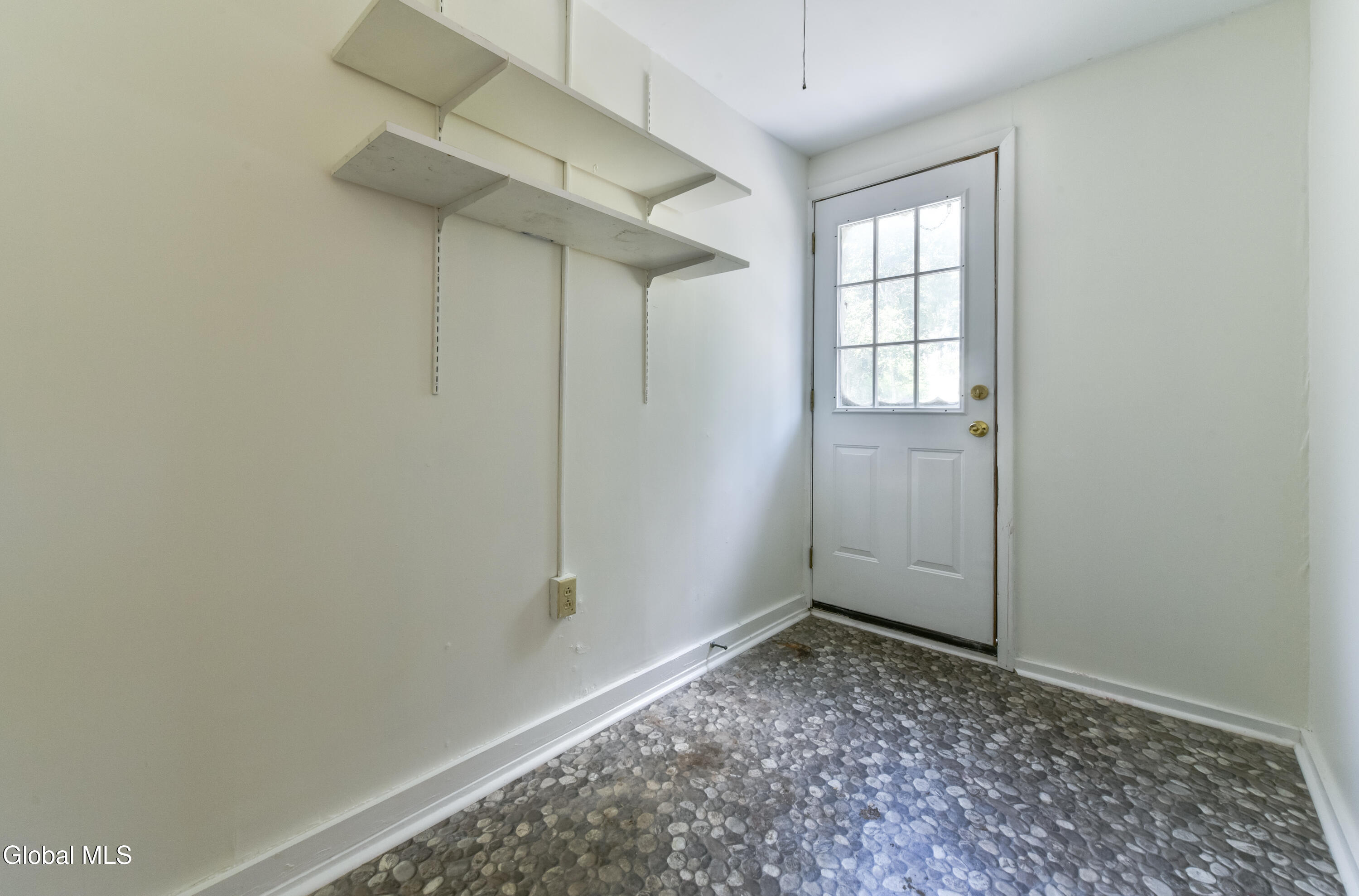 19 Whitmore Avenue Johnstown NY 12095