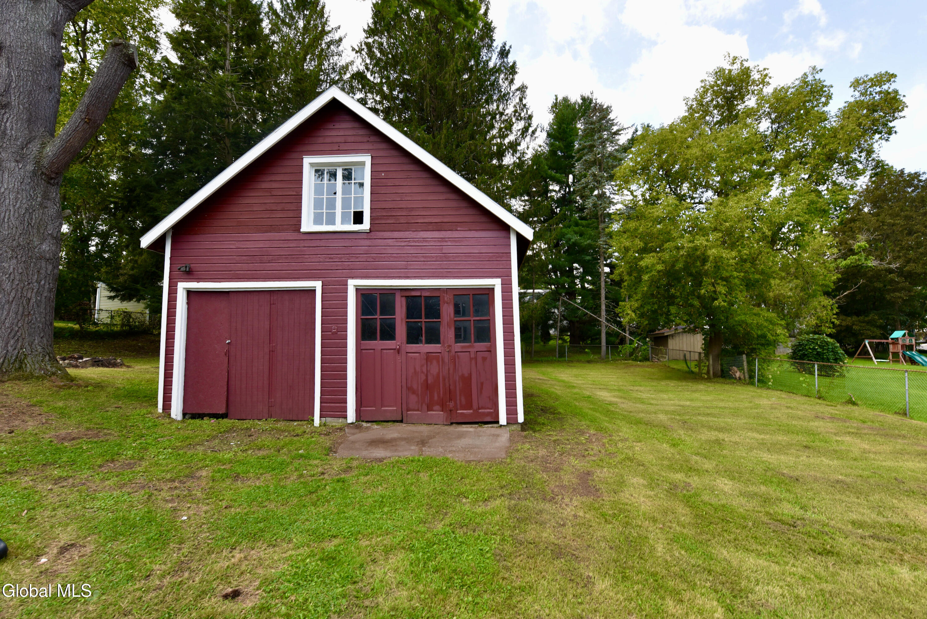 19 Whitmore Avenue Johnstown NY 12095
