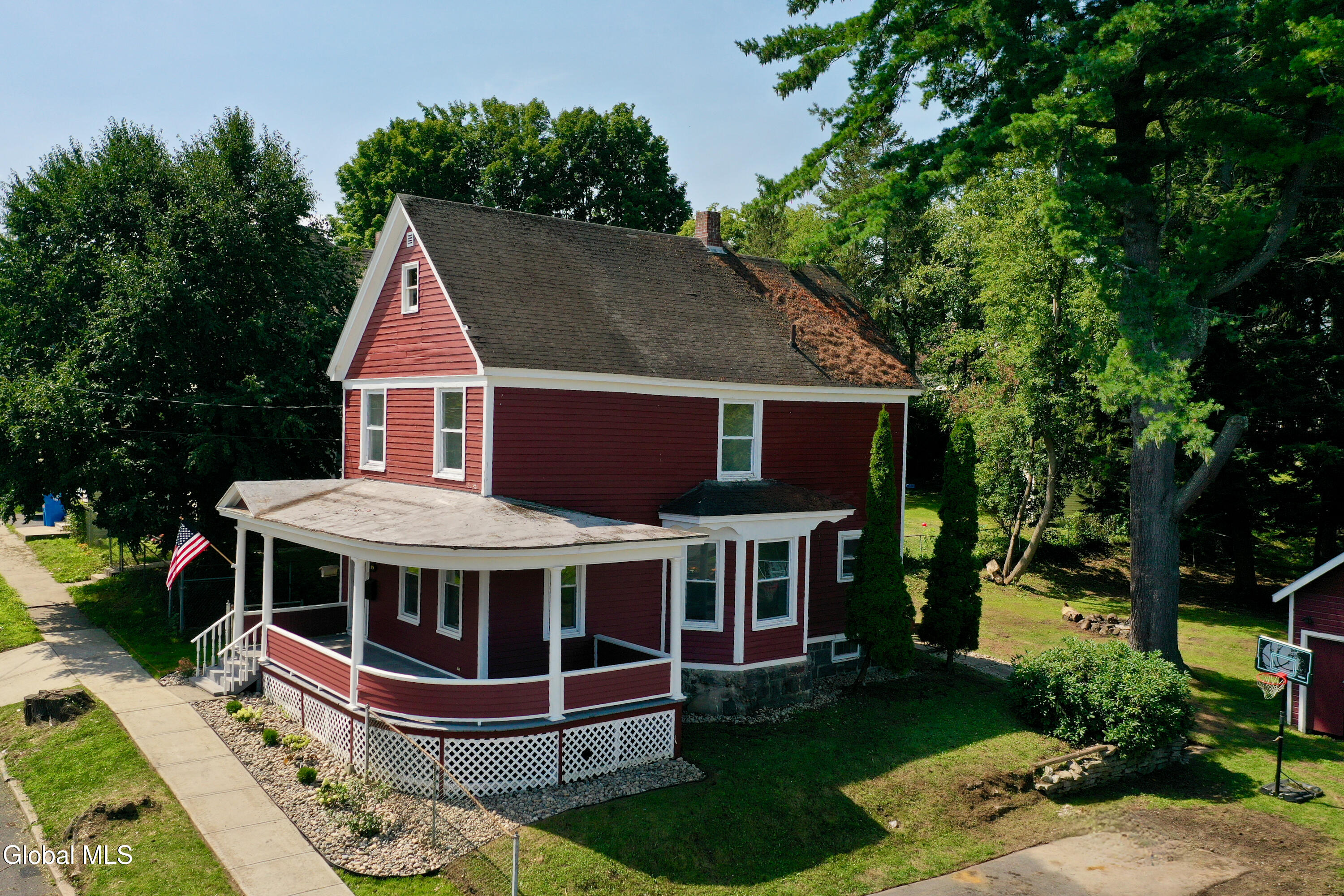 19 Whitmore Avenue Johnstown NY 12095