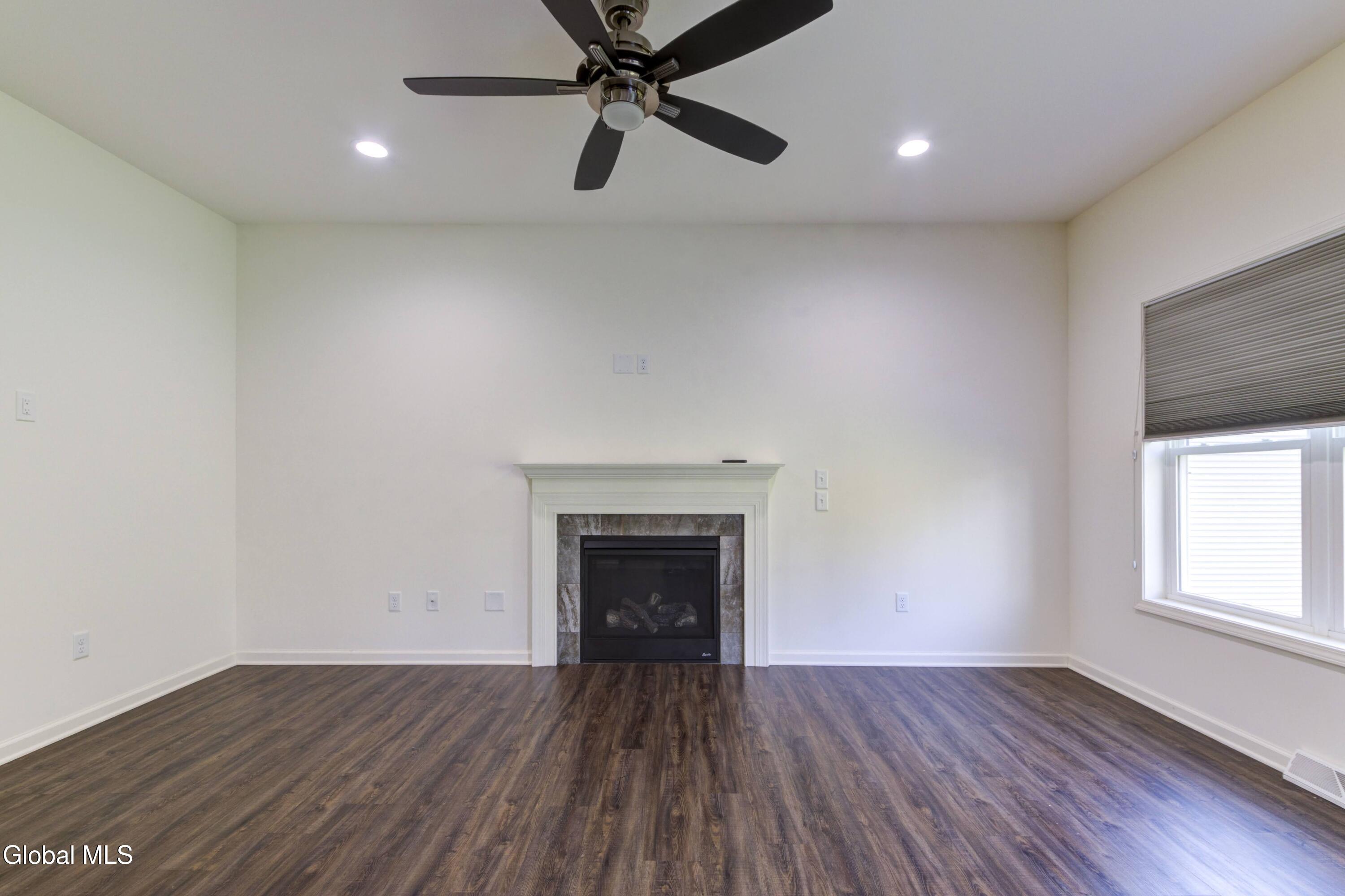 18 Rysedorph Lane Rensselaer NY 12144
