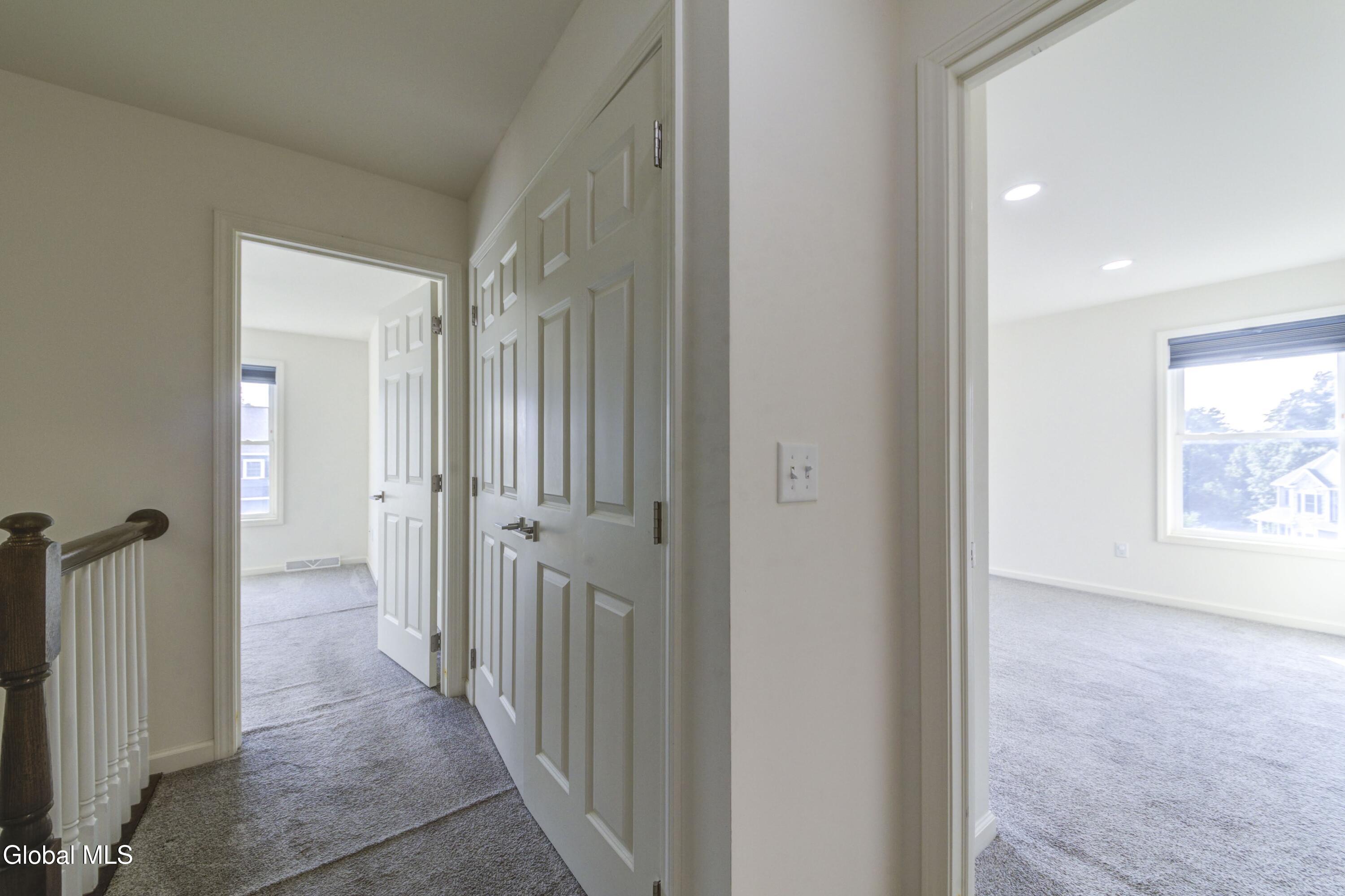 18 Rysedorph Lane Rensselaer NY 12144