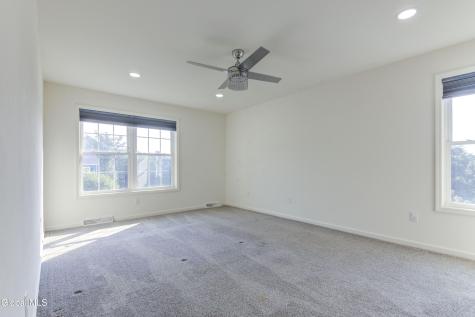 18 Rysedorph Lane Rensselaer NY 12144