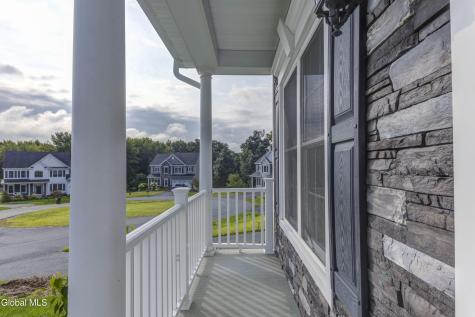 18 Rysedorph Lane Rensselaer NY 12144