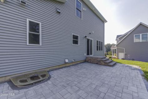18 Rysedorph Lane Rensselaer NY 12144
