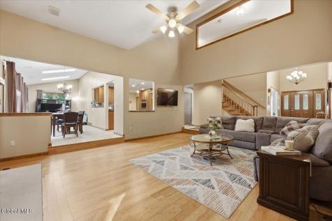 21 Timberwick Drive Halfmoon NY 12065