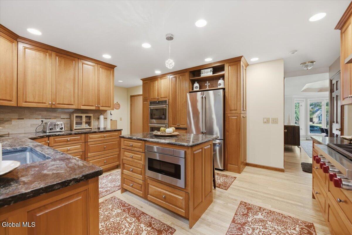 21 Timberwick Drive Halfmoon NY 12065