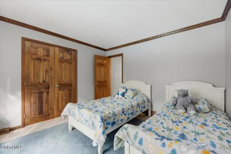 21 Timberwick Drive Halfmoon NY 12065
