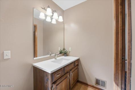 21 Timberwick Drive Halfmoon NY 12065