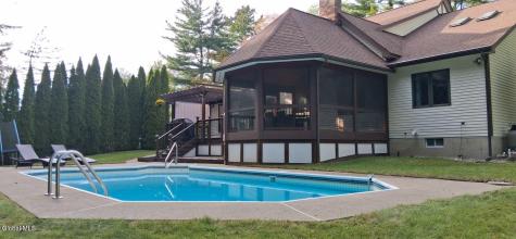 21 Timberwick Drive Halfmoon NY 12065