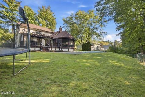 21 Timberwick Drive Halfmoon NY 12065