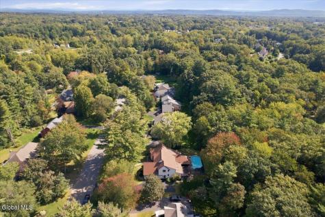 21 Timberwick Drive Halfmoon NY 12065