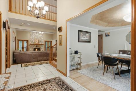 21 Timberwick Drive Halfmoon NY 12065