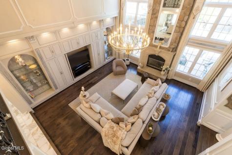 611 Bedford Square Albany NY 12203