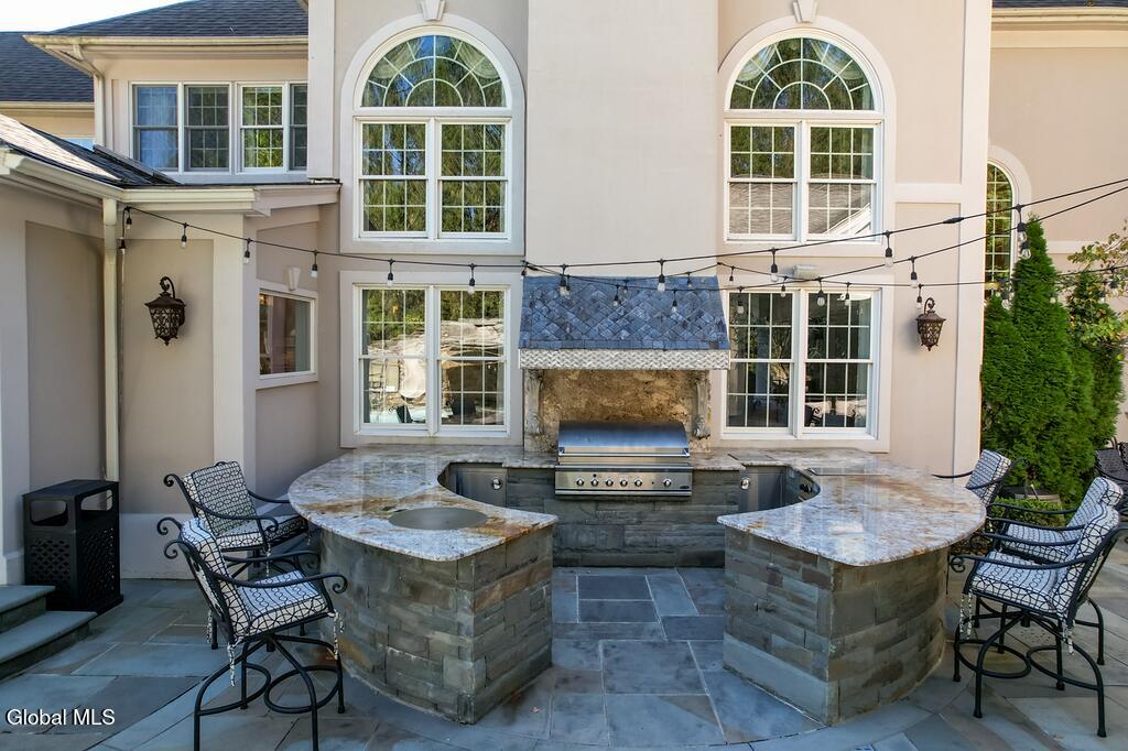 611 Bedford Square Albany NY 12203