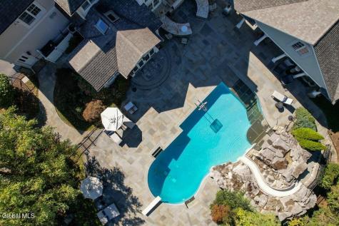611 Bedford Square Albany NY 12203