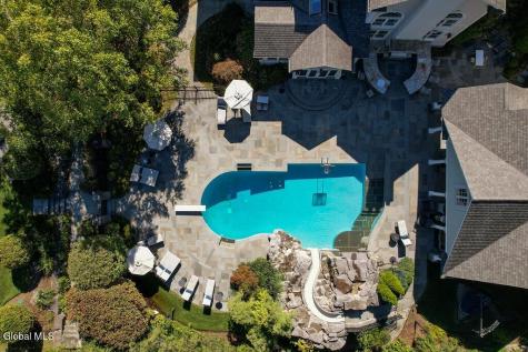 611 Bedford Square Albany NY 12203