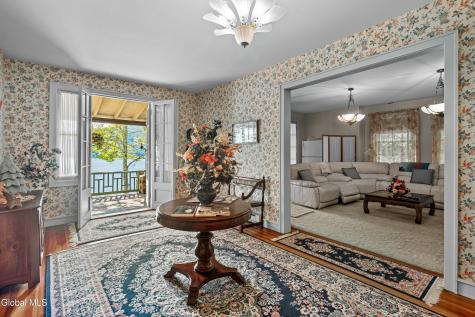 43 Paxton Road Lake George NY 12845