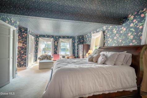 43 Paxton Road Lake George NY 12845