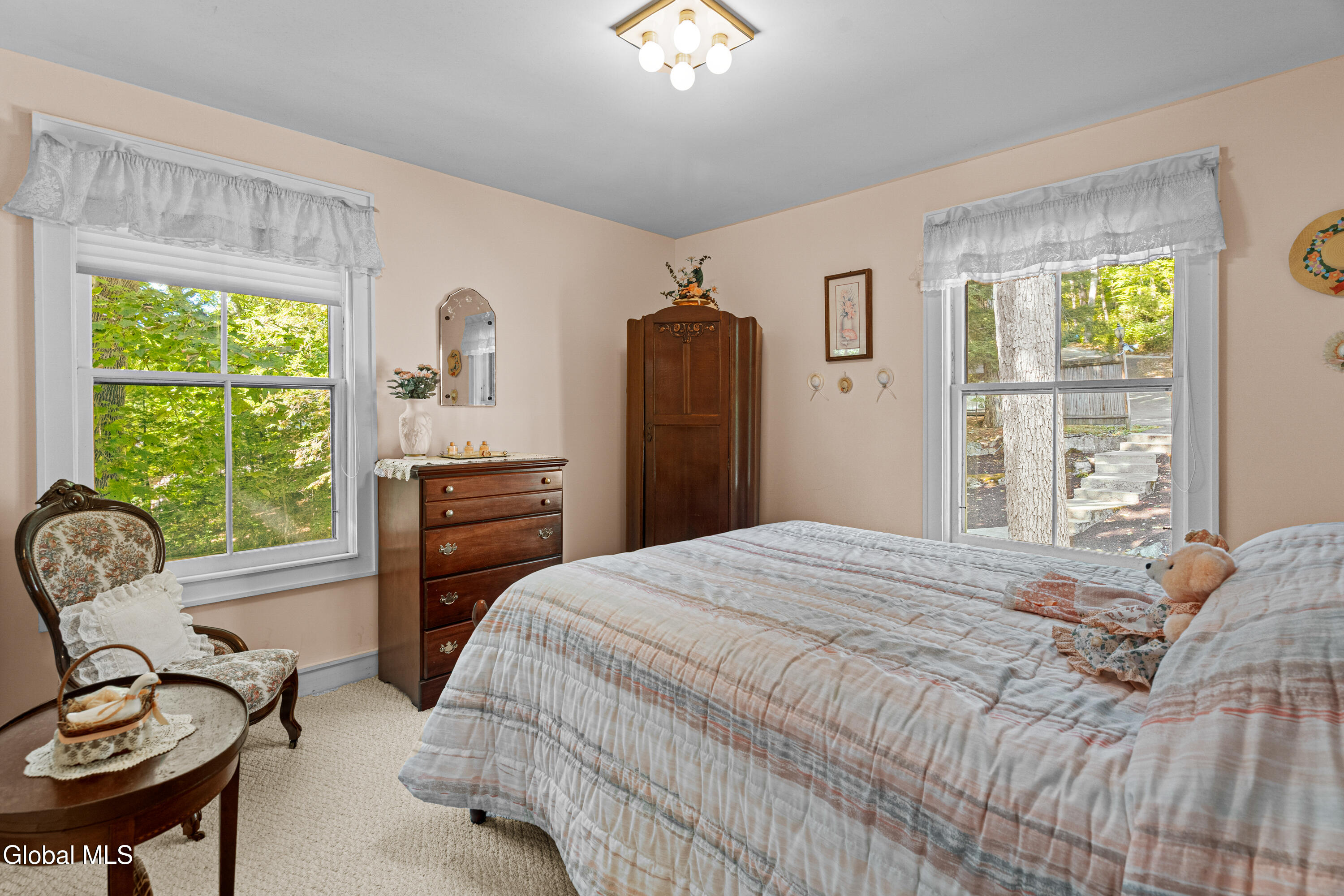 43 Paxton Road Lake George NY 12845