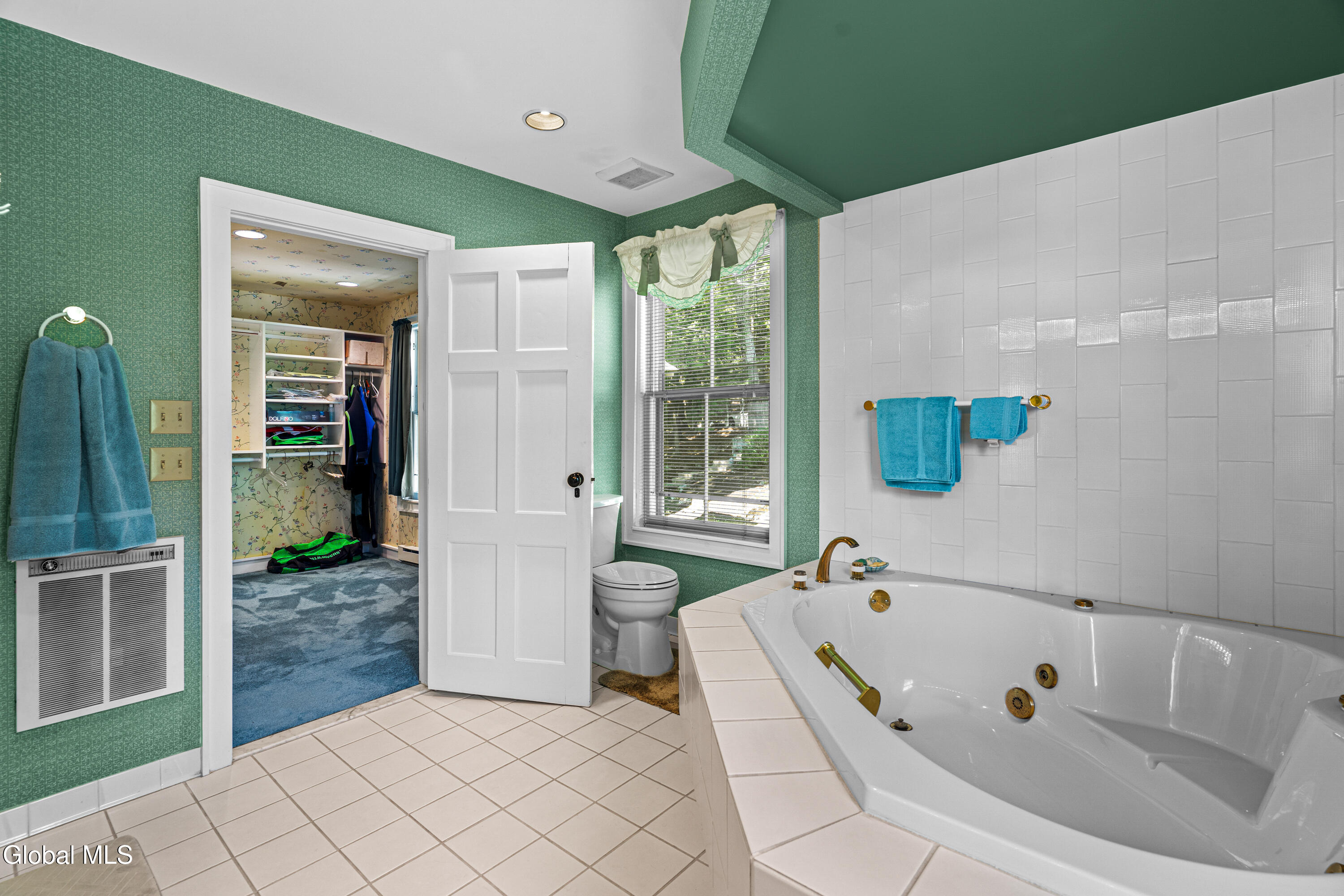 43 Paxton Road Lake George NY 12845