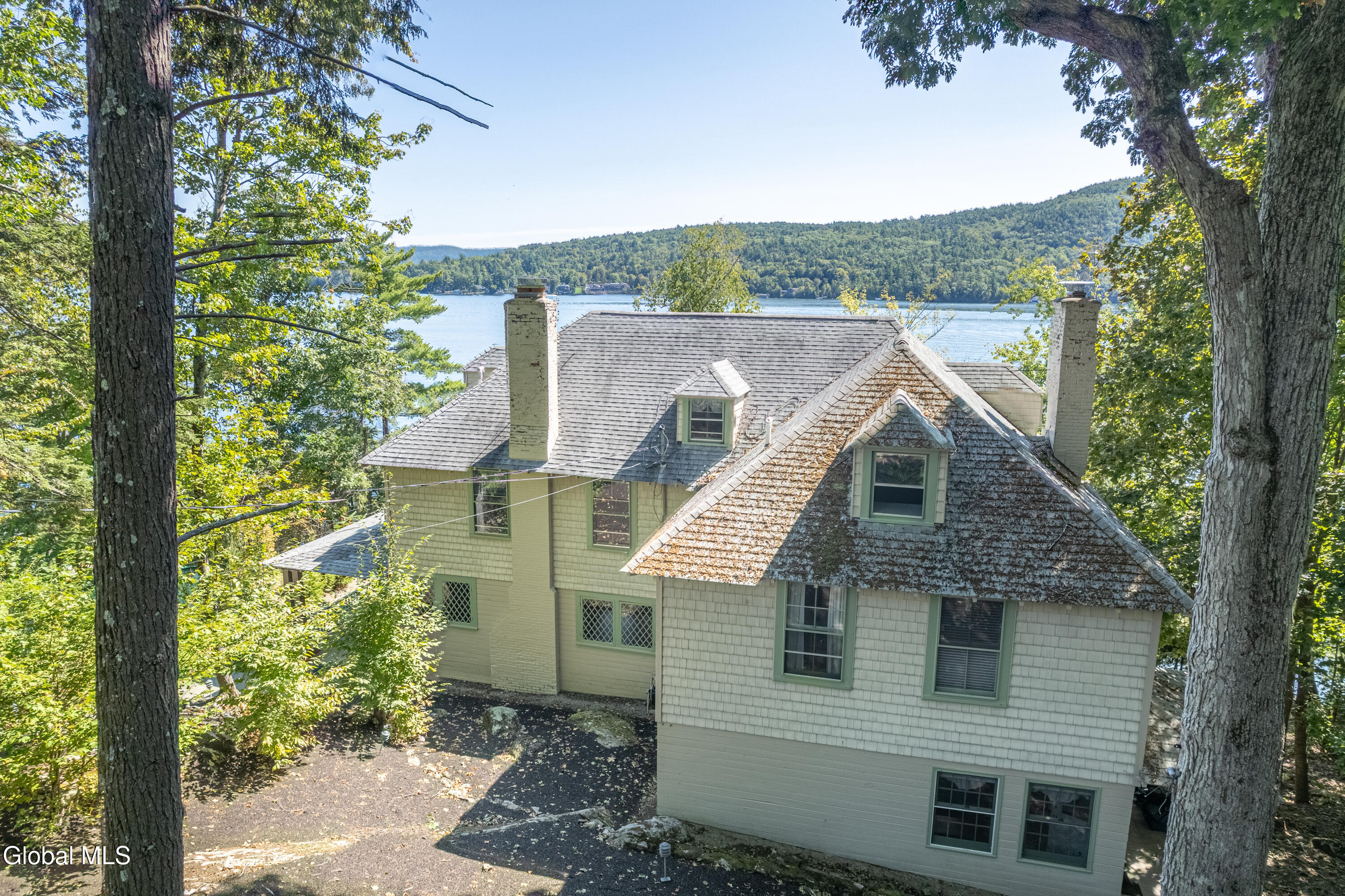 43 Paxton Road Lake George NY 12845