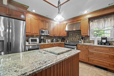 43 Paxton Road Lake George NY 12845