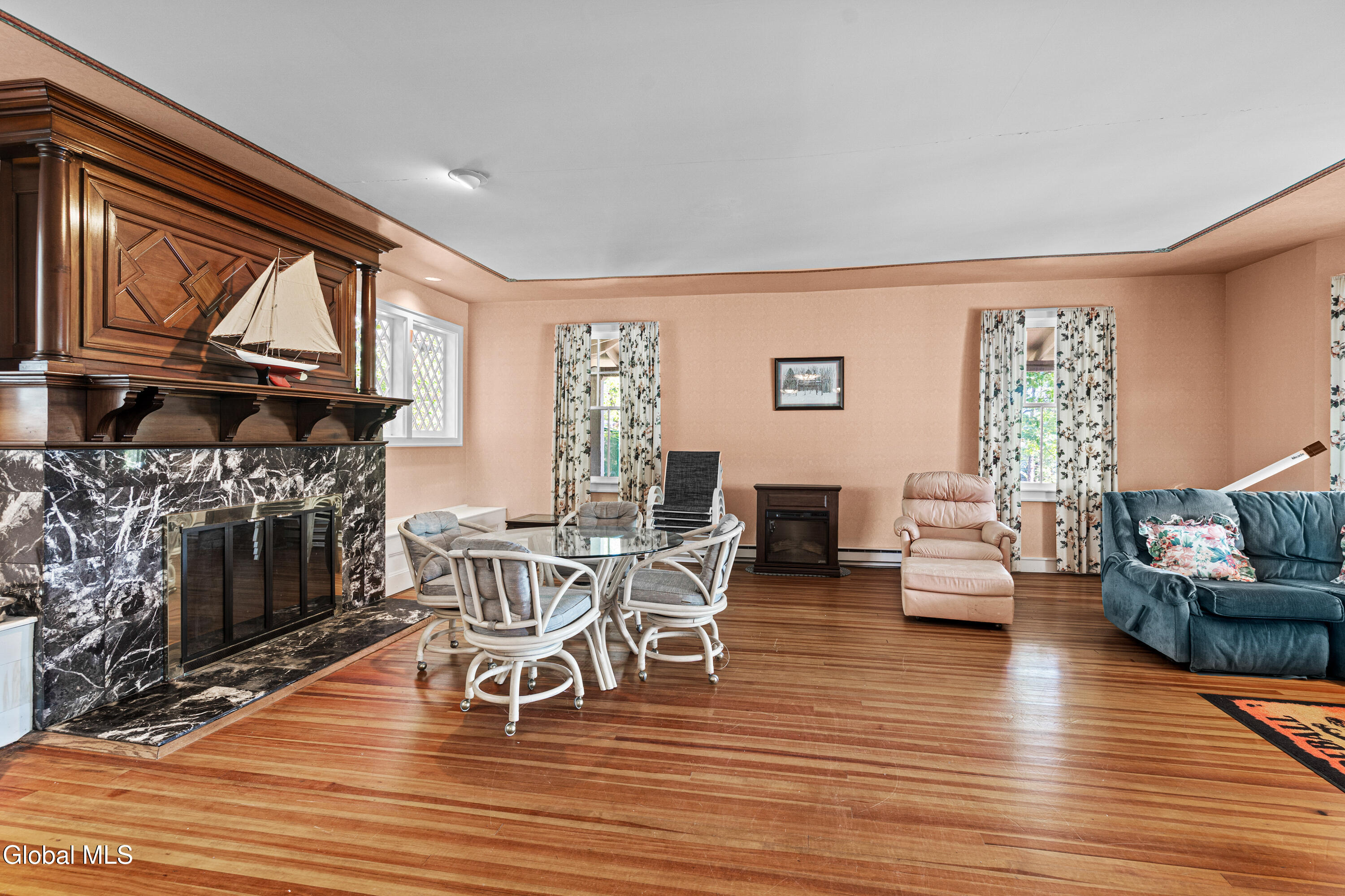 43 Paxton Road Lake George NY 12845