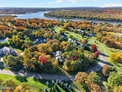 32 Shaker Bay Road Latham NY 12110