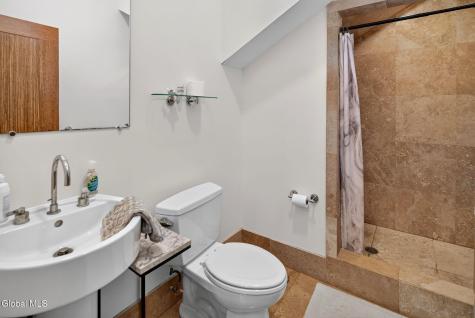 32 Shaker Bay Road Latham NY 12110