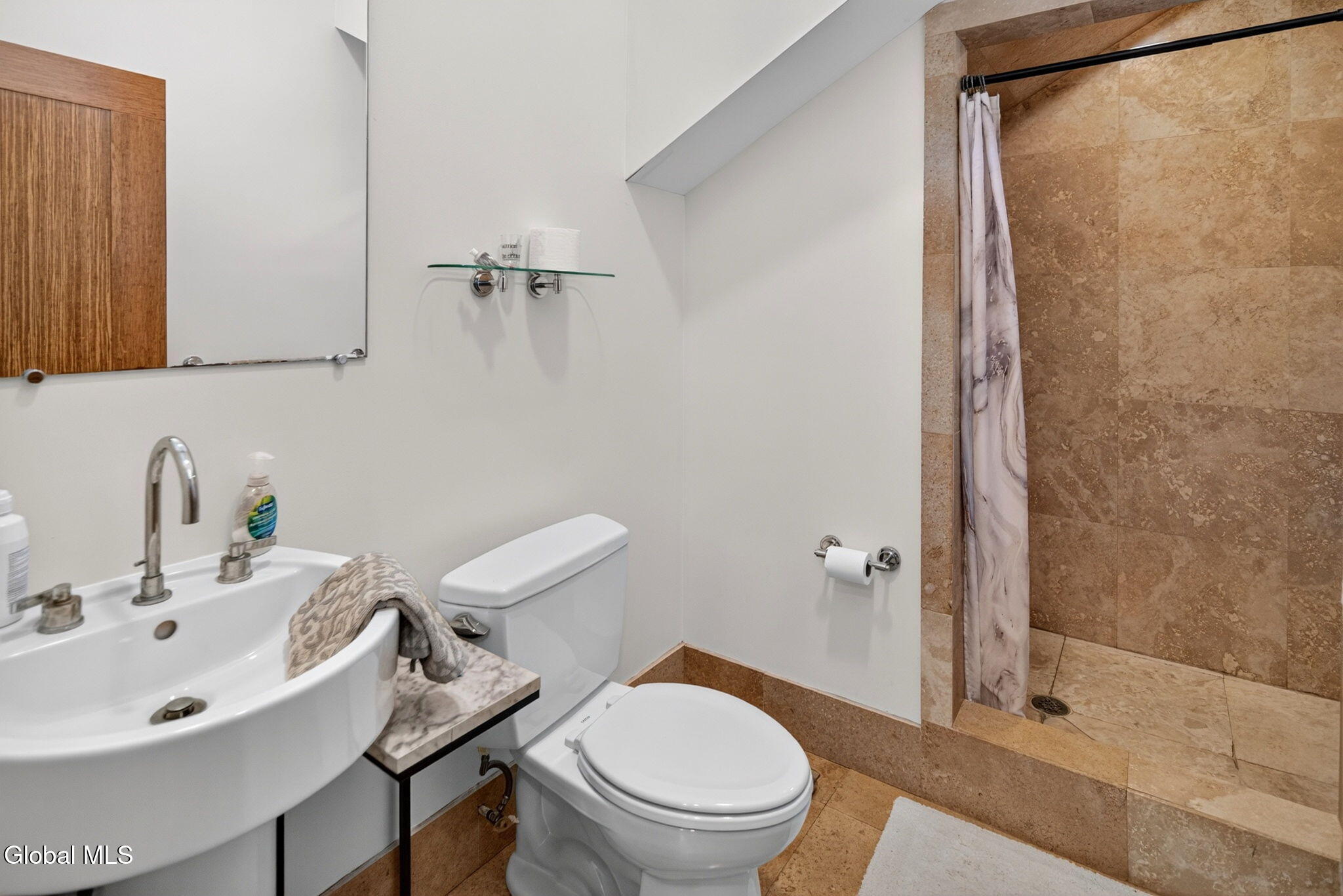 32 Shaker Bay Road Latham NY 12110