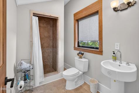 32 Shaker Bay Road Latham NY 12110