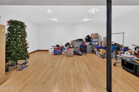 32 Shaker Bay Road Latham NY 12110