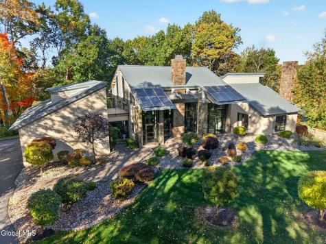 32 Shaker Bay Road Latham NY 12110
