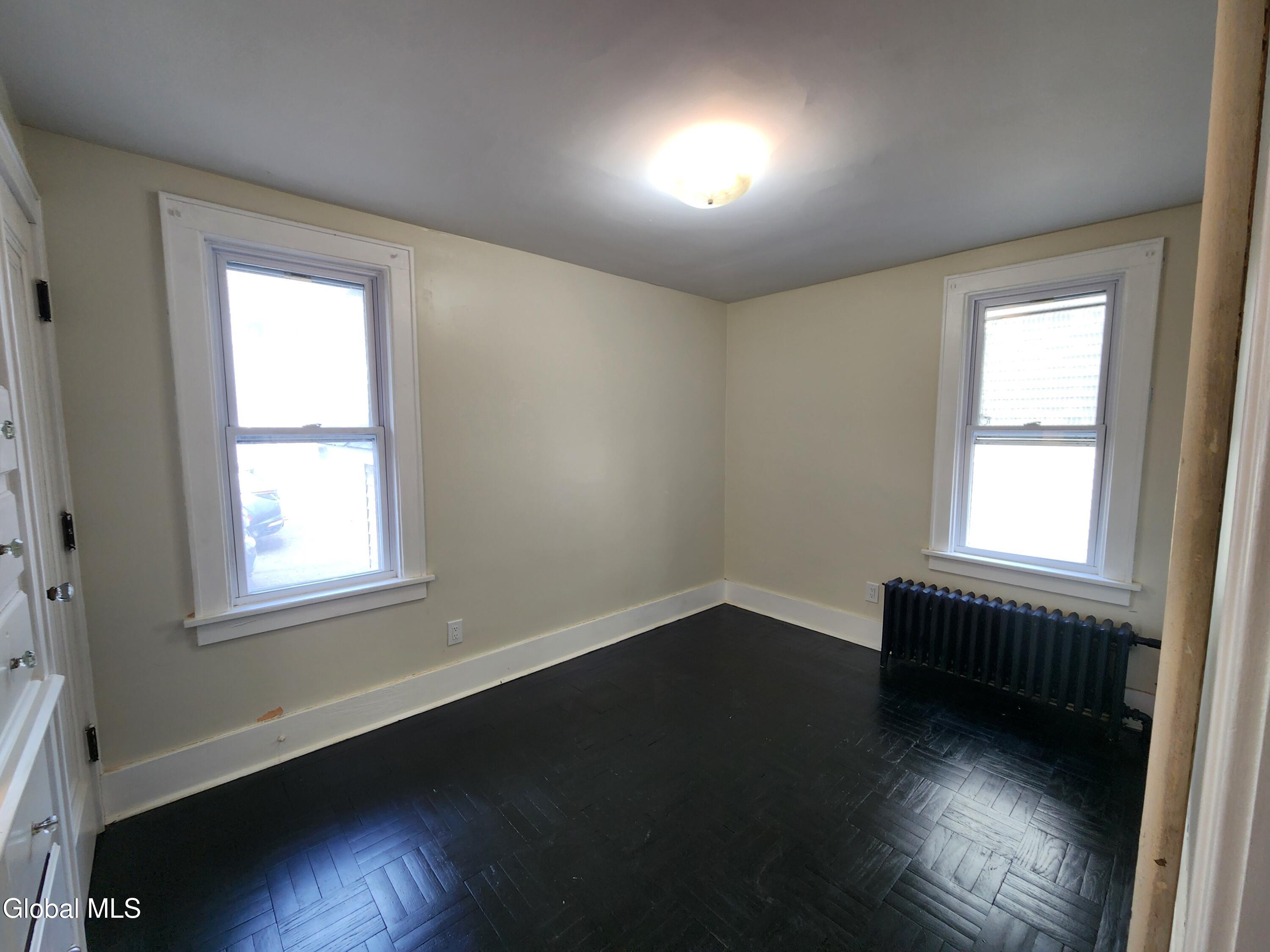 261 Altamont Avenue Schenectady NY 12304