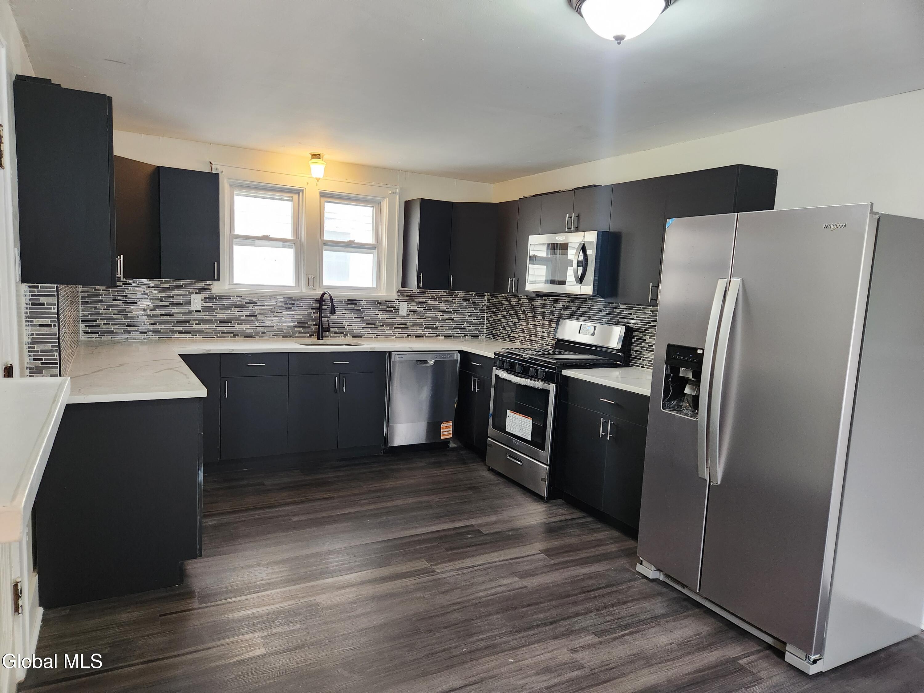 261 Altamont Avenue Schenectady NY 12304