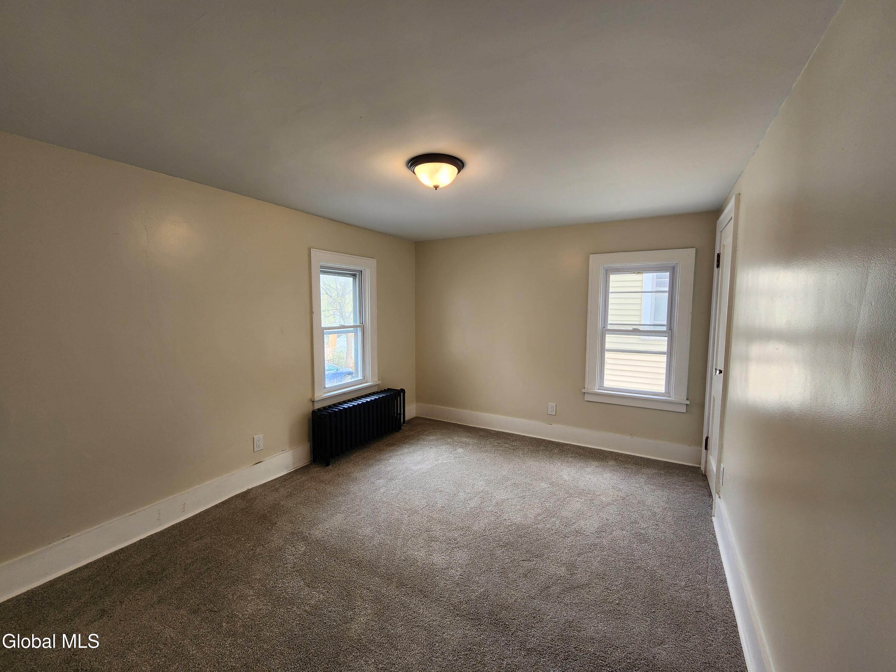 261 Altamont Avenue Schenectady NY 12304