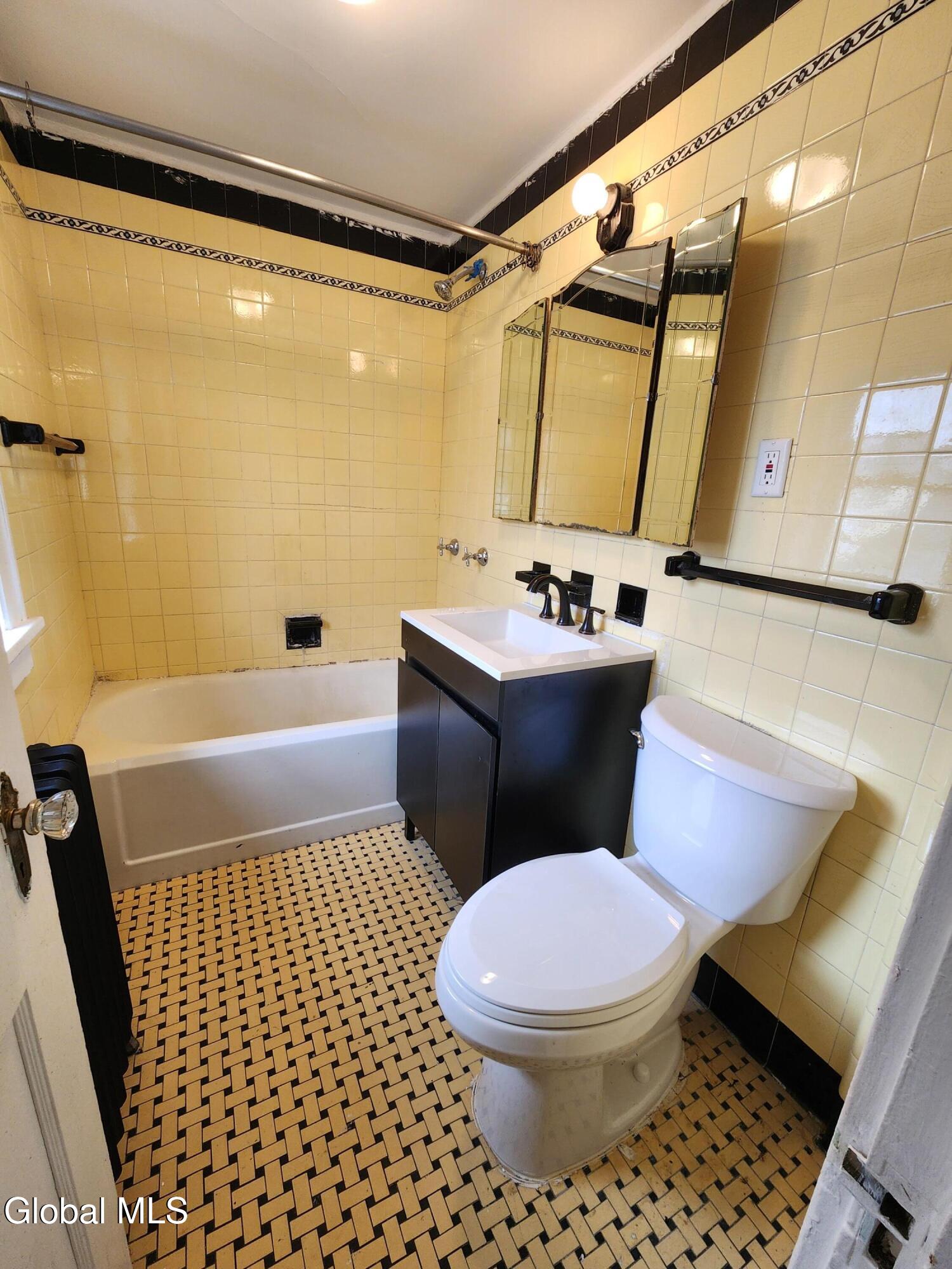 261 Altamont Avenue Schenectady NY 12304