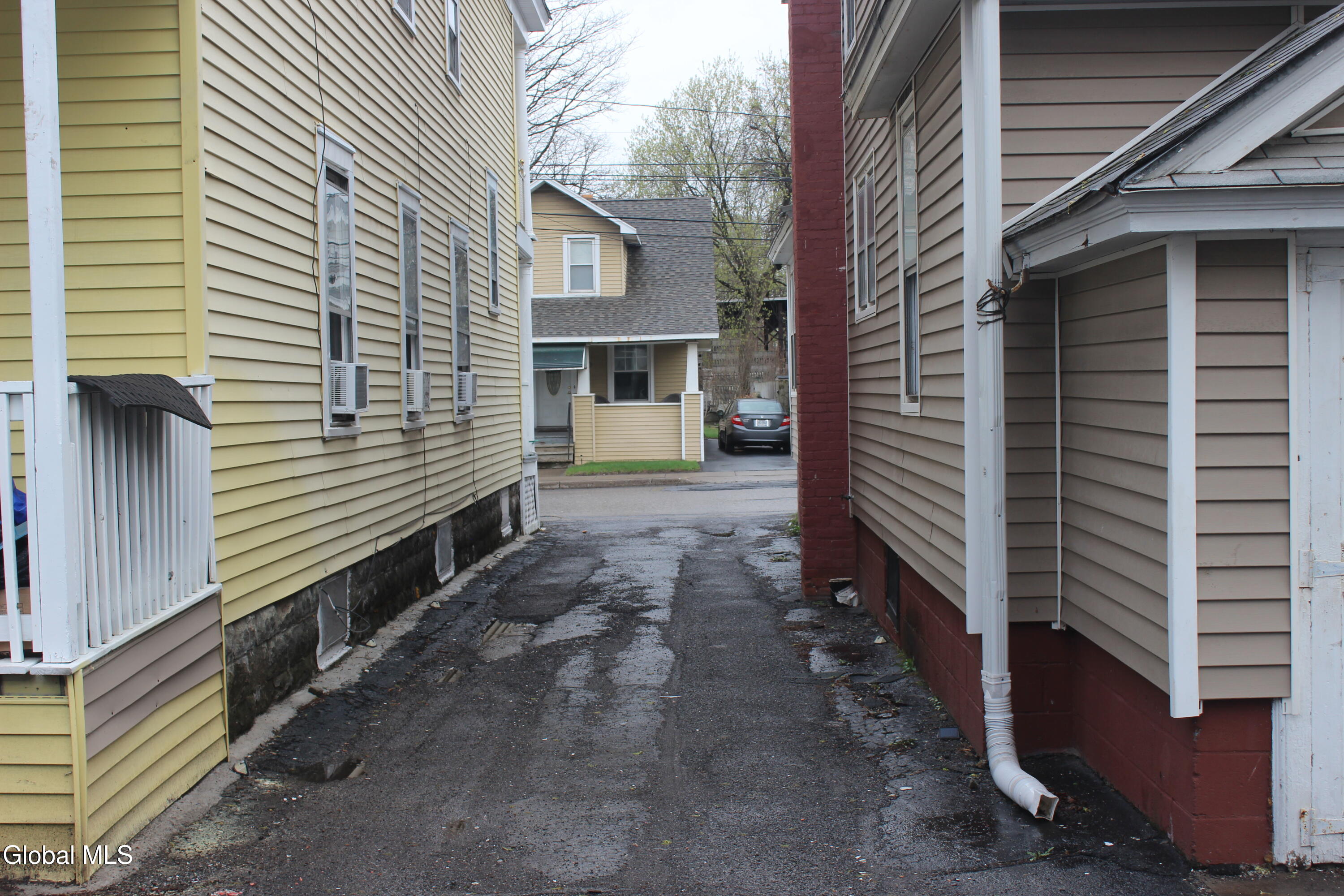 261 Altamont Avenue Schenectady NY 12304