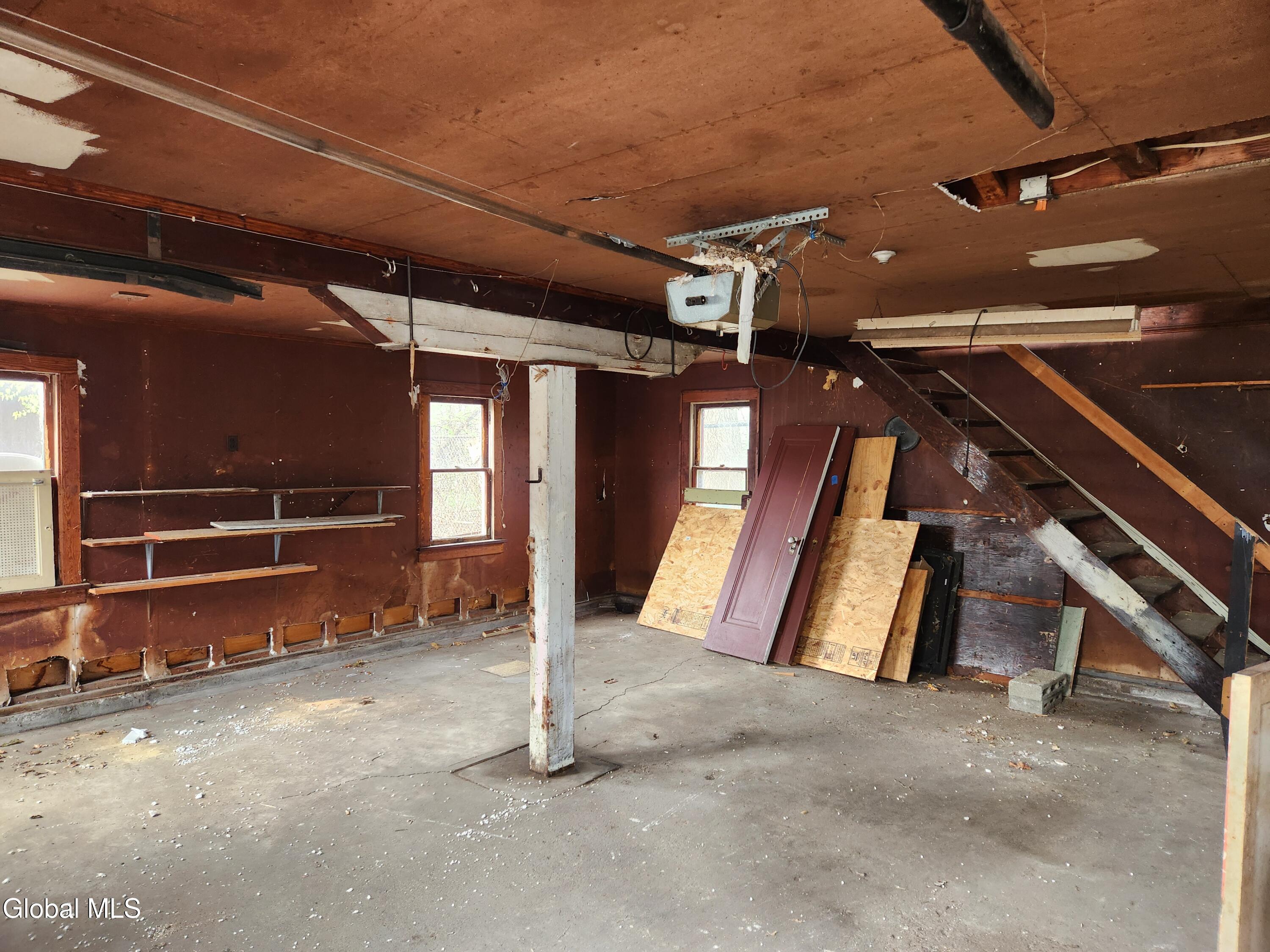 261 Altamont Avenue Schenectady NY 12304