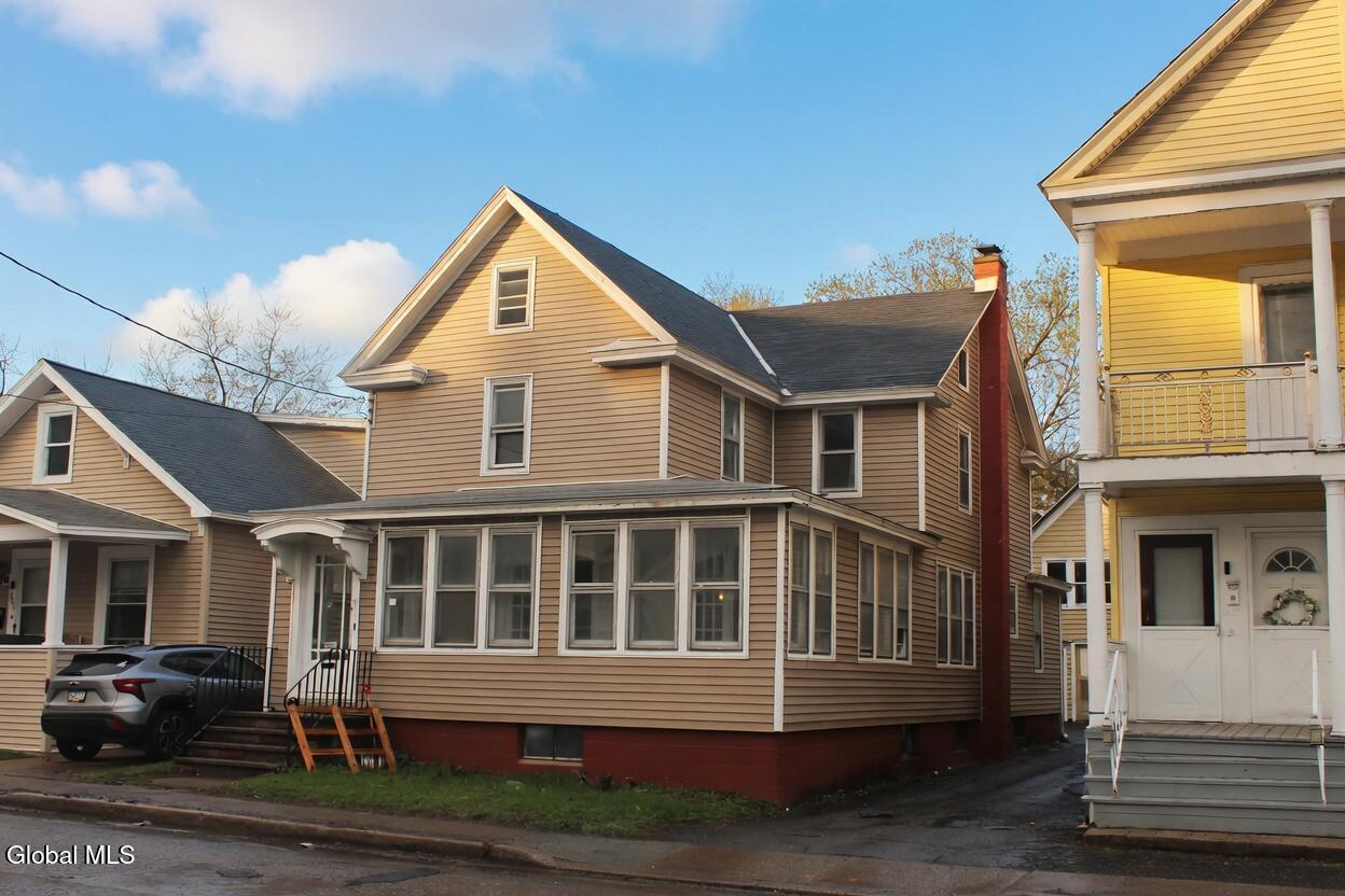 261 Altamont Avenue Schenectady NY 12304