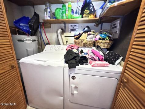 1427 North Road Glenville NY 12010