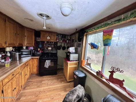 1427 North Road Glenville NY 12010