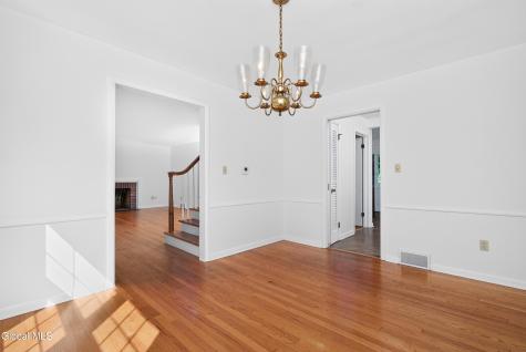 30 Clarkson Road Delmar NY 12054