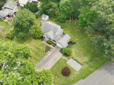 30 Clarkson Road Delmar NY 12054